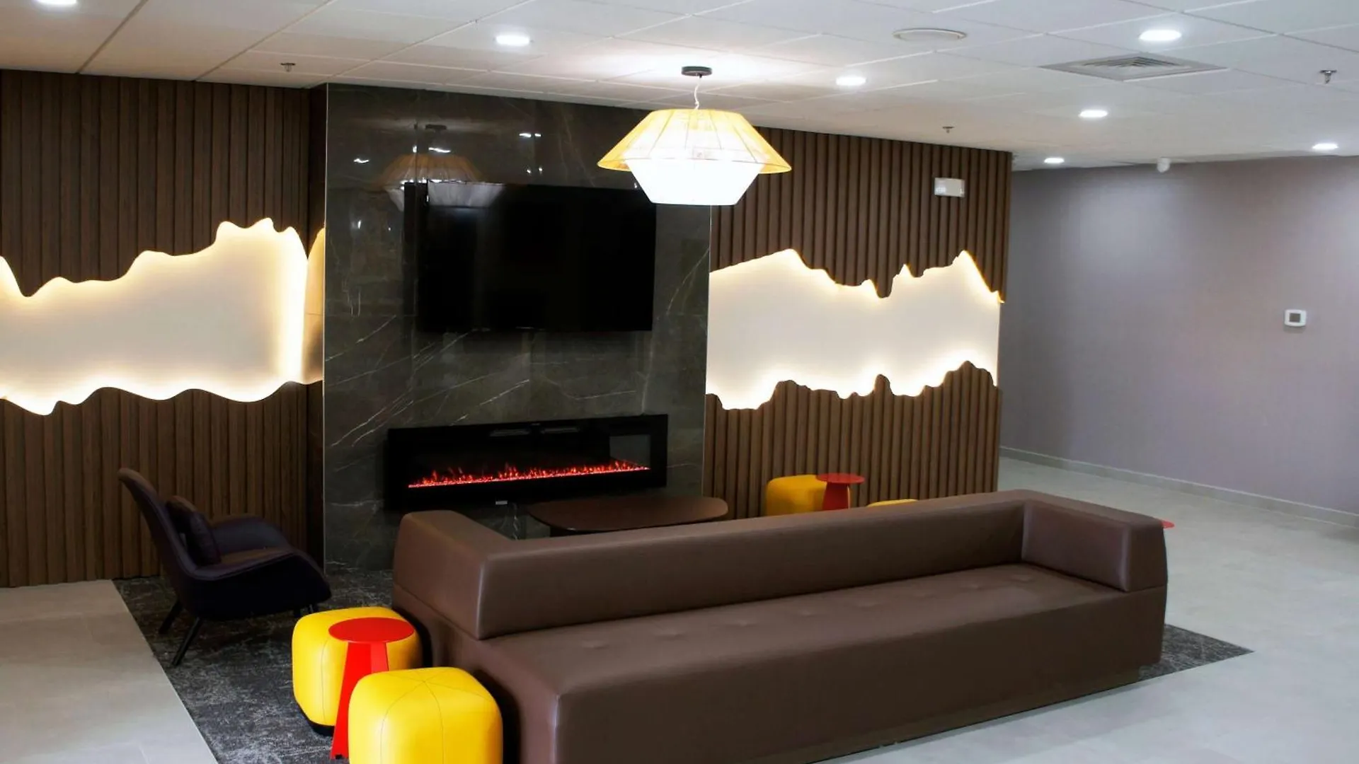 La Quinta Inn & Suites By Wyndham Memphis East